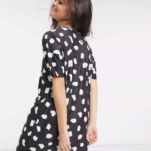 NWT Urban Threads oversized splodge print tshirt dress in black 10 - Picture 7 of 8